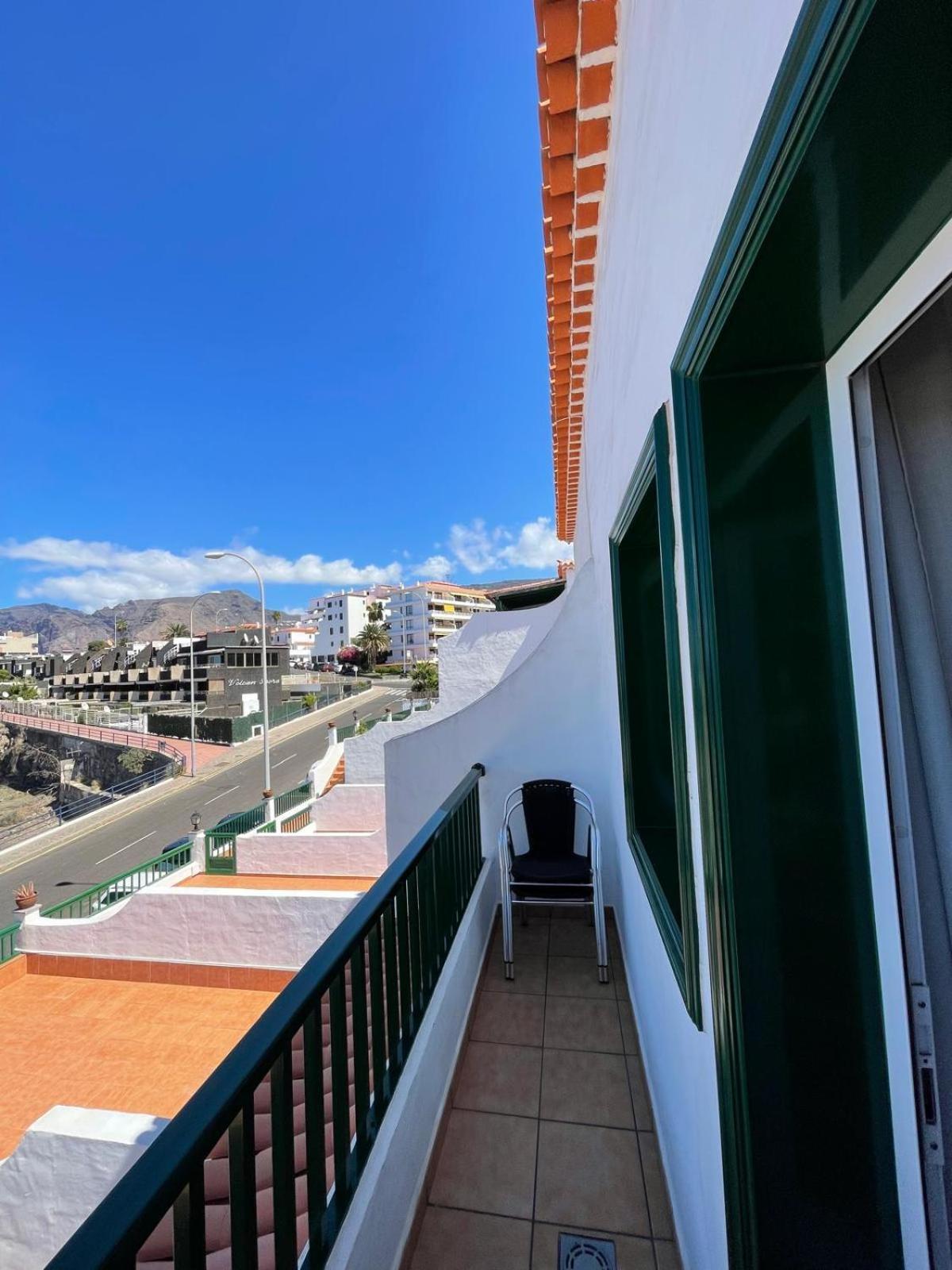 Prime Homes - Tijoco Apartment Puerto de Santiago  Luaran gambar