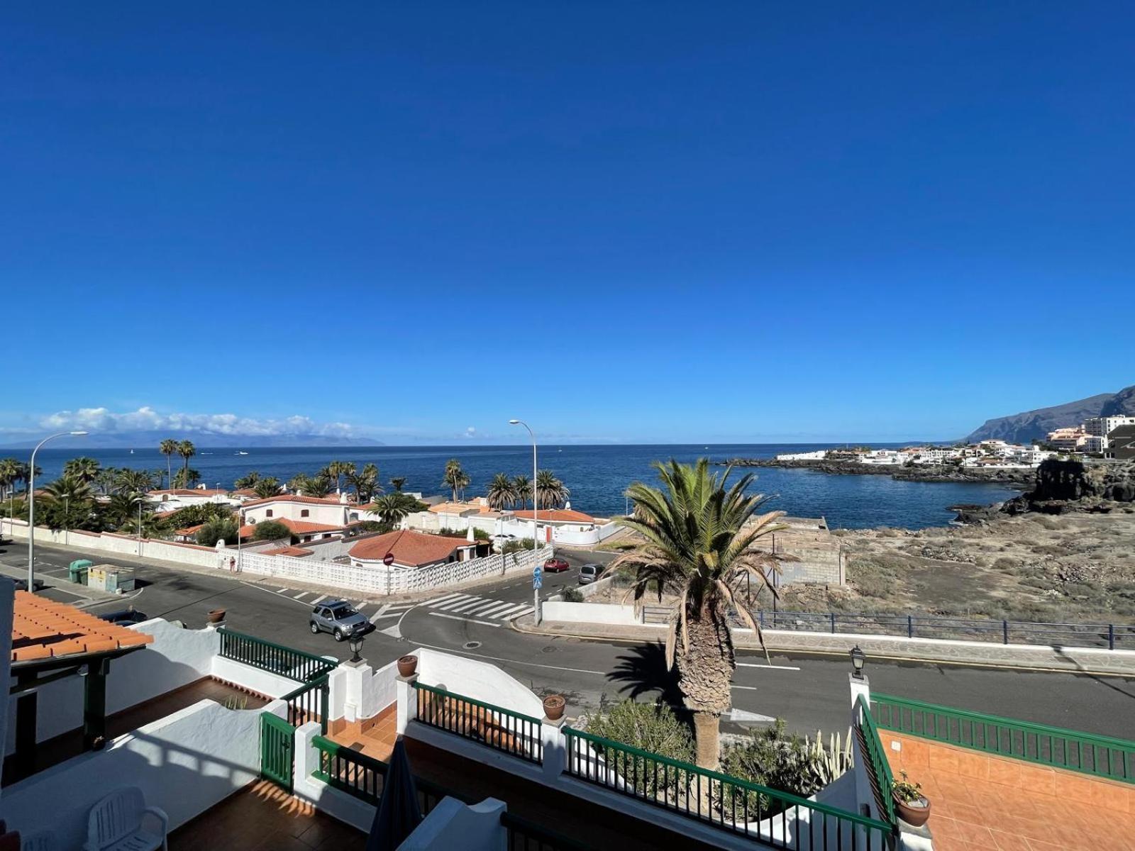Prime Homes - Tijoco Apartment Puerto de Santiago  Luaran gambar